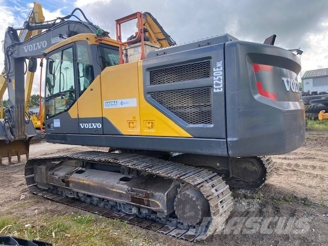Volvo EC 250 E NL (12001056) Paletli ekskavatörler