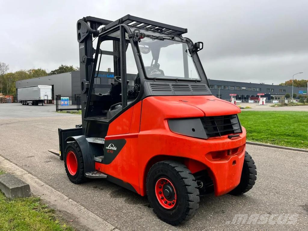 Linde E70-01 شاحنات ذات رافعات شوكية تعمل بالكهرباء