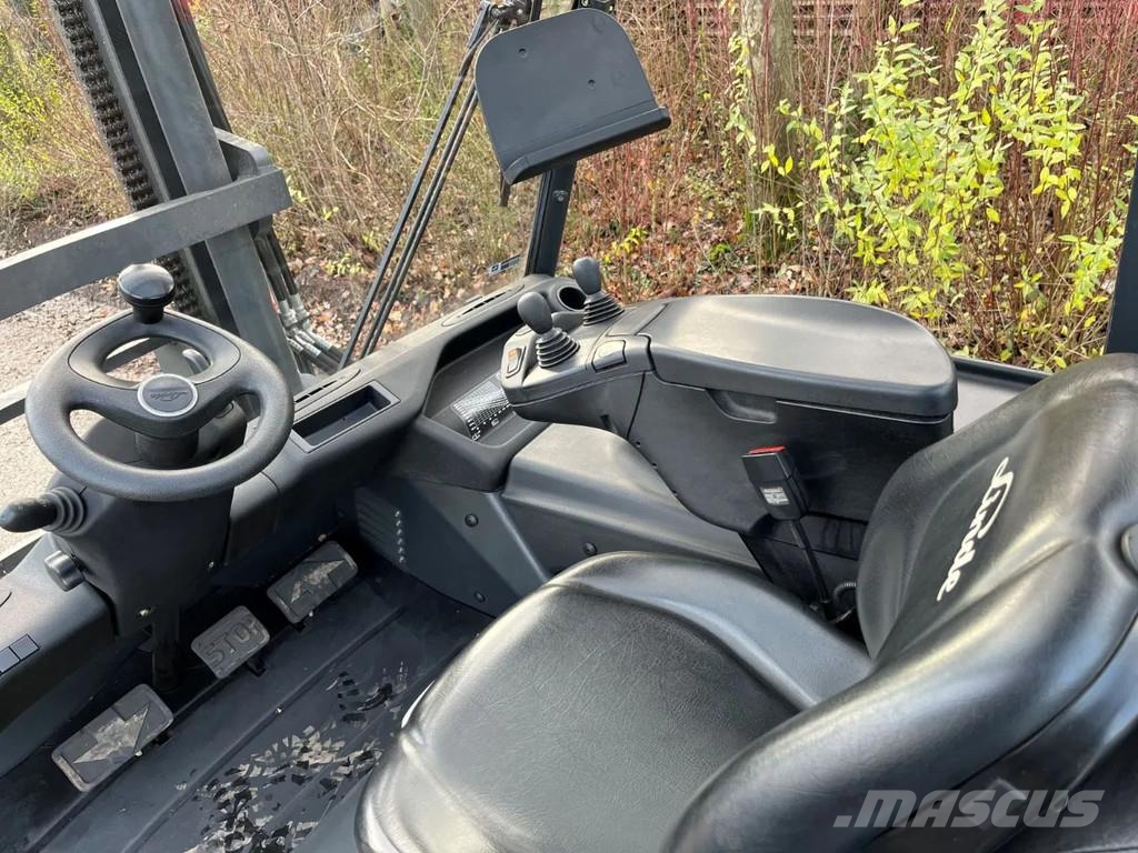 Linde E70-01 شاحنات ذات رافعات شوكية تعمل بالكهرباء