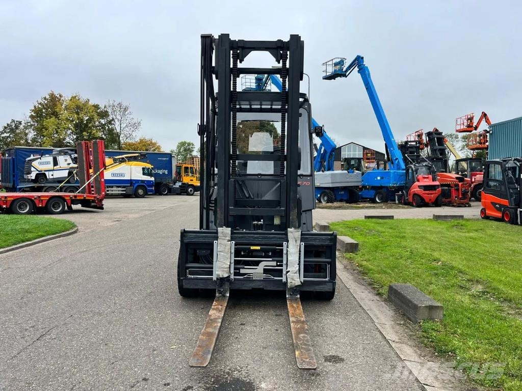 Linde E70-01 شاحنات ذات رافعات شوكية تعمل بالكهرباء