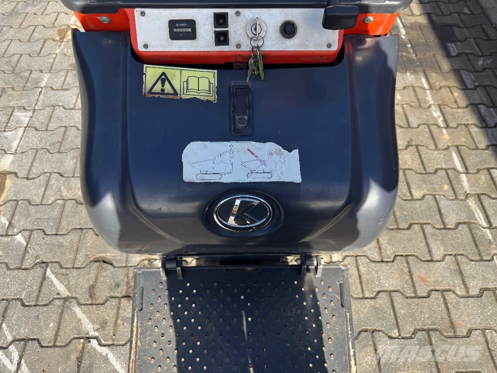 Kubota KC 70 サイト　ダンプ