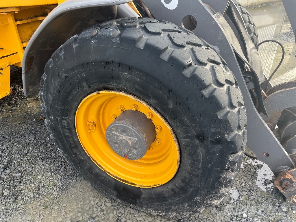 Volvo L 45 G Incarcator pe pneuri