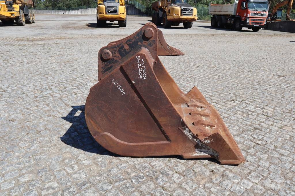 Balde escavação 1370 mm Ø80 Kašike / Korpe