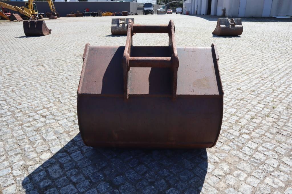 Balde escavação 1370 mm Ø80 Kašike / Korpe