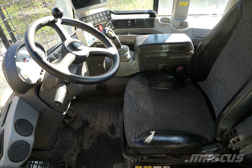 CAT 930 K Tekerlekli yükleyiciler