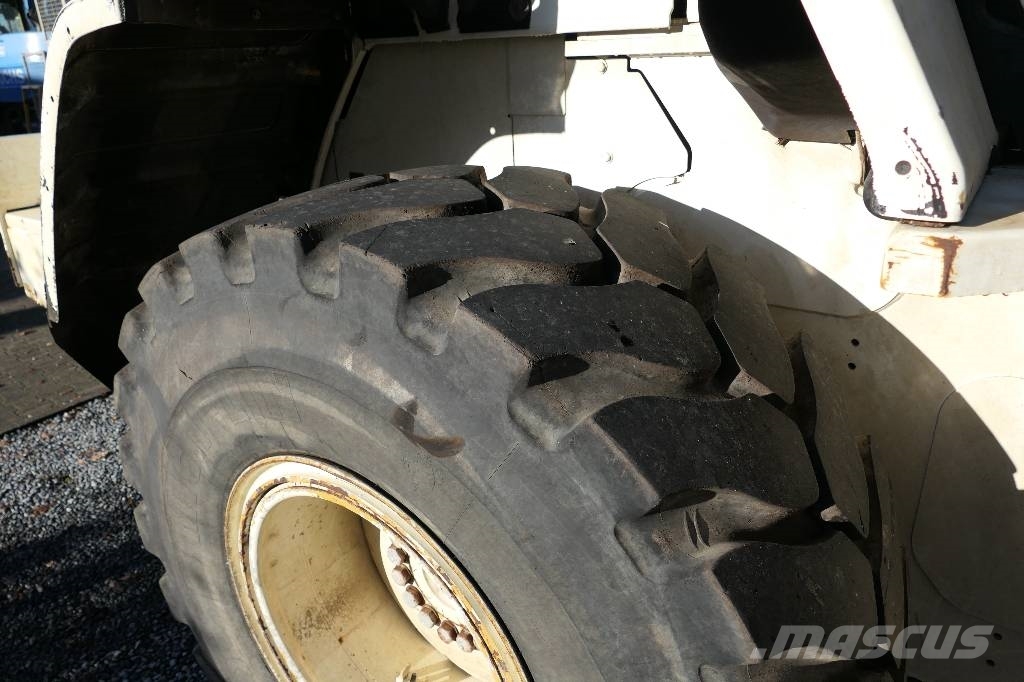 CAT 930 K Tekerlekli yükleyiciler