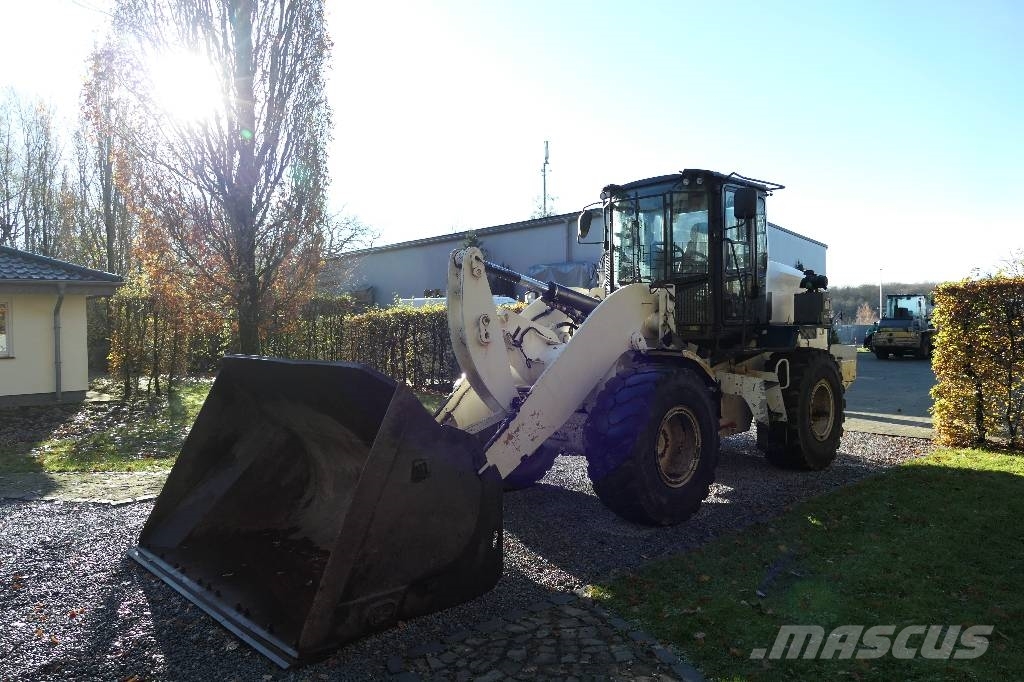 CAT 930 K Tekerlekli yükleyiciler