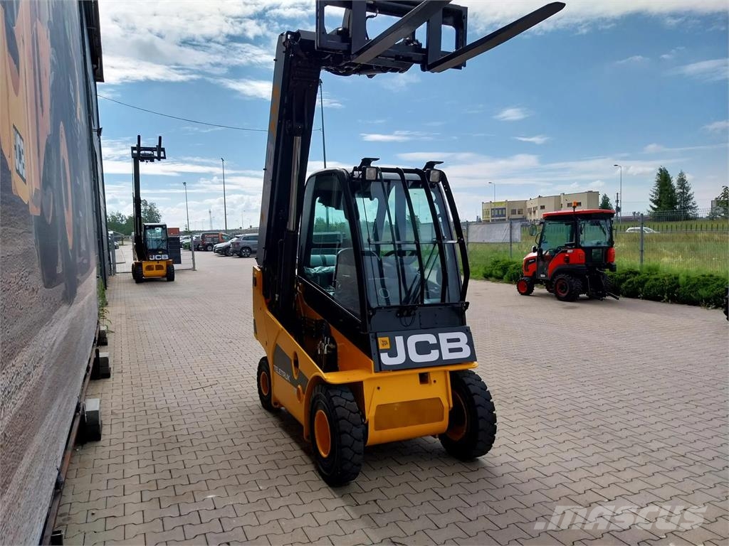 JCB TLT 27-14LPG-2WD Viljuškari - ostalo