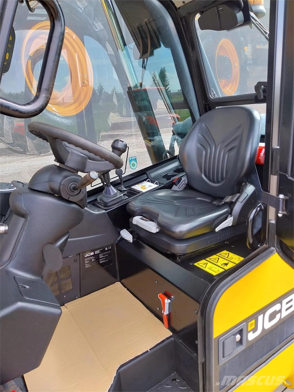 JCB TLT 27-14LPG-2WD Viljuškari - ostalo