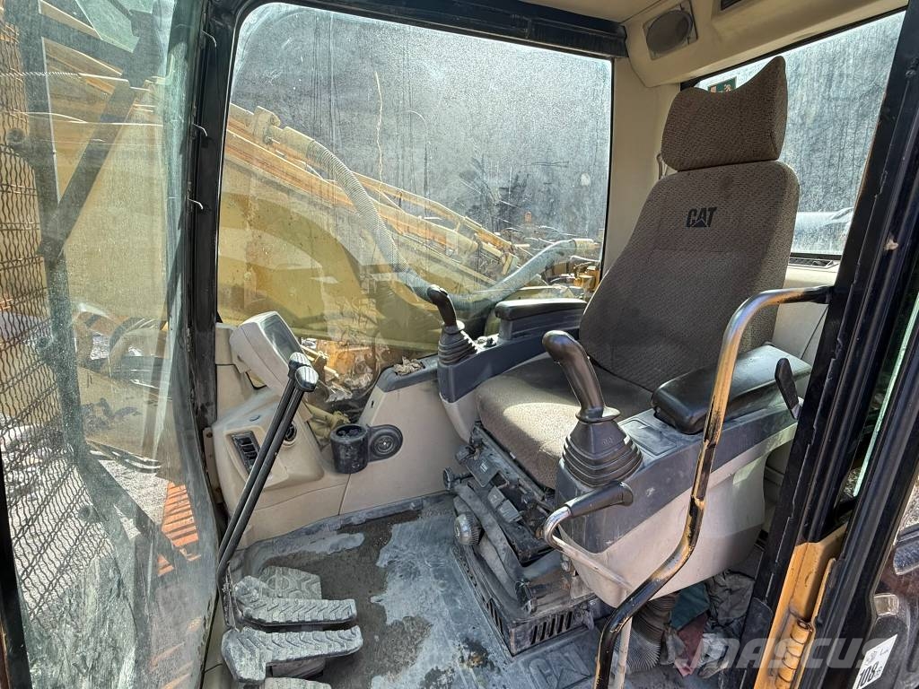 CAT 330 CL Beltegraver