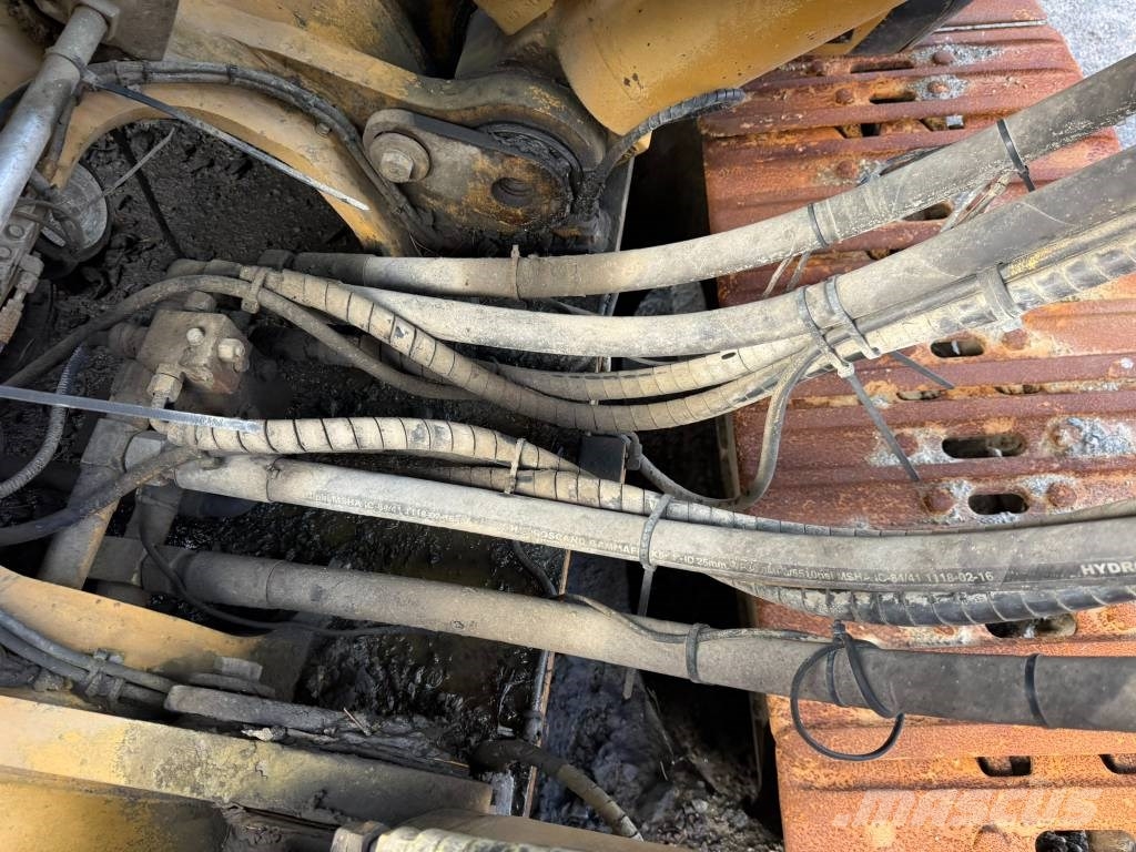 CAT 330 CL Beltegraver