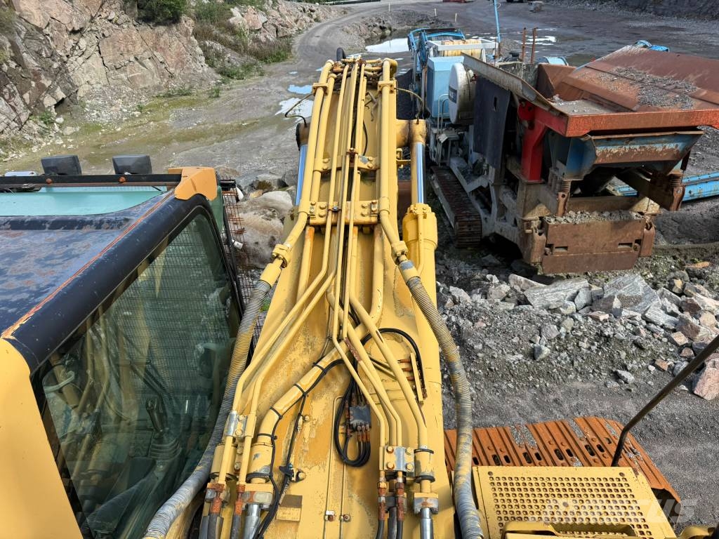 CAT 330 CL Beltegraver