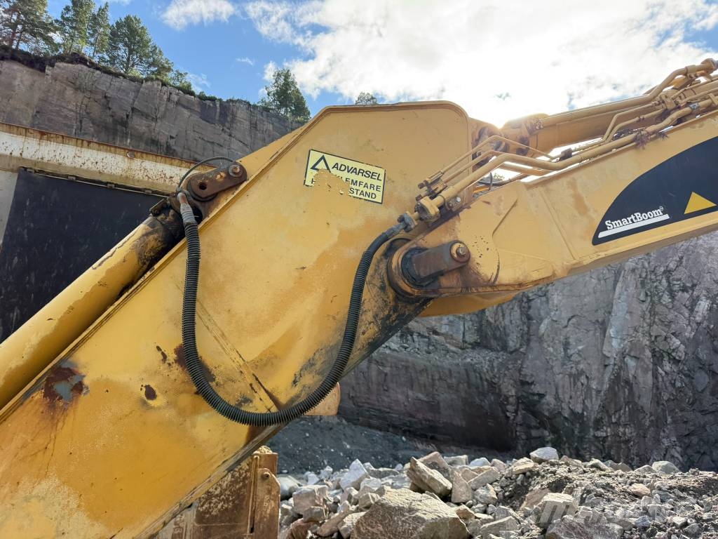 CAT 330 CL Beltegraver