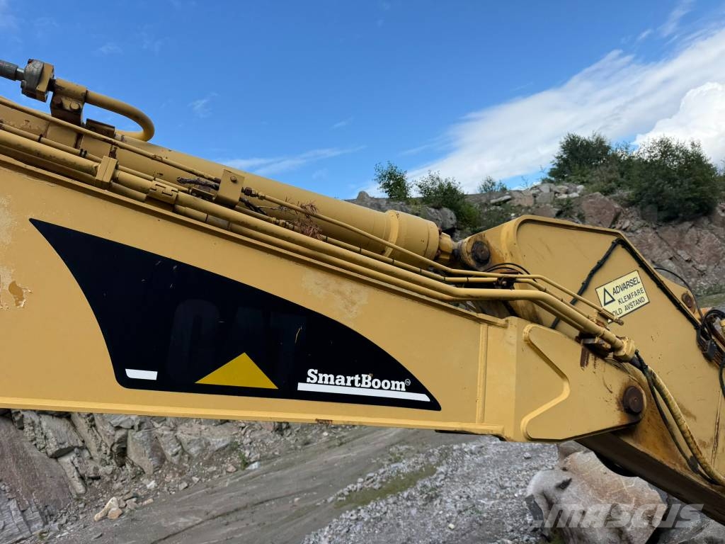 CAT 330 CL Beltegraver