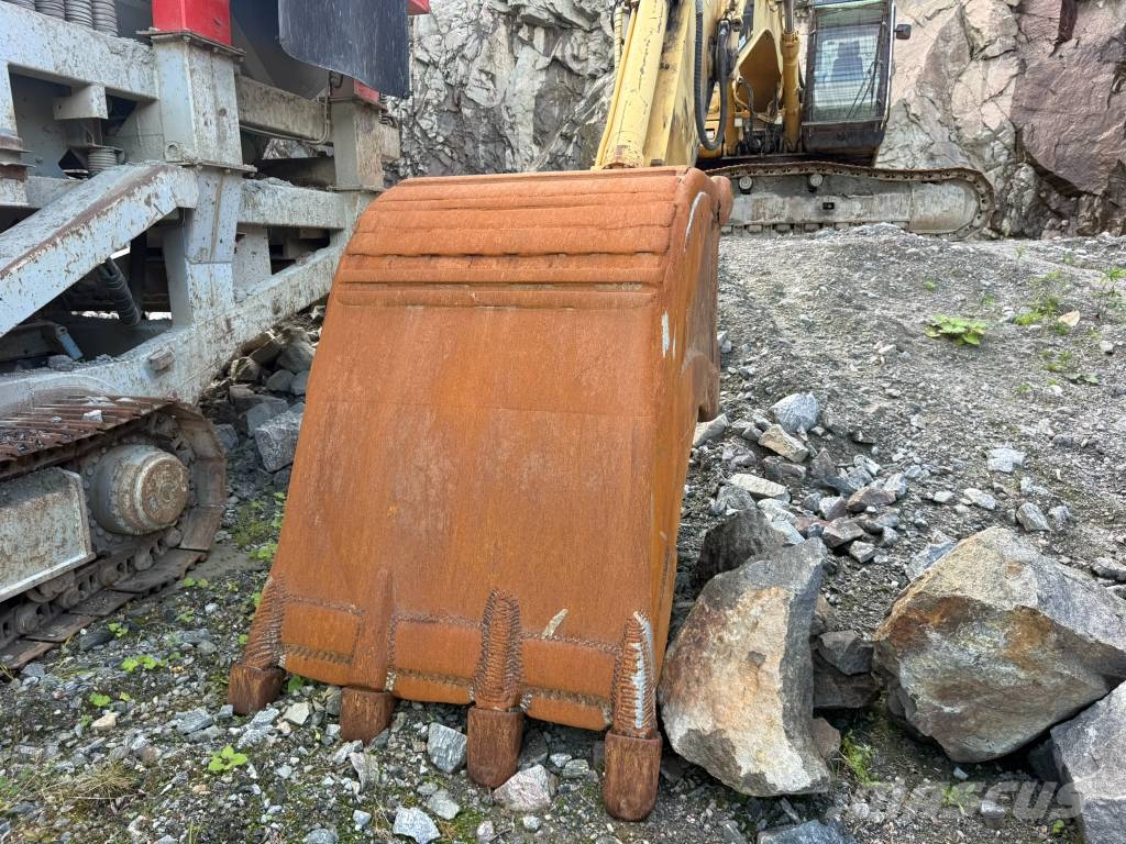 CAT 330 CL Beltegraver