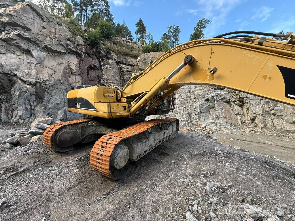 CAT 330 CL Beltegraver