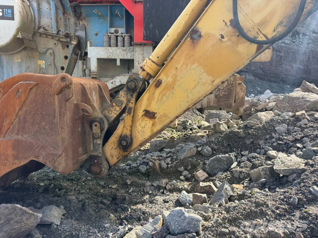 CAT 330 CL Beltegraver