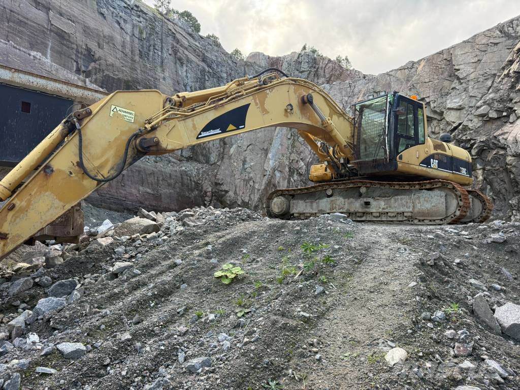 CAT 330 CL Beltegraver