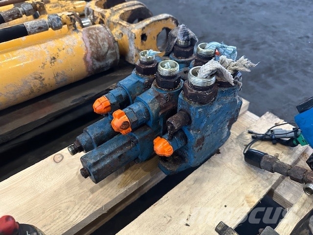 Liebherr L 512 KOMPLET HYDRAULIKI Hydraulics