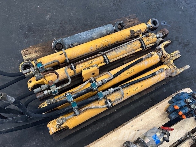 Liebherr L 512 KOMPLET HYDRAULIKI Hydraulics