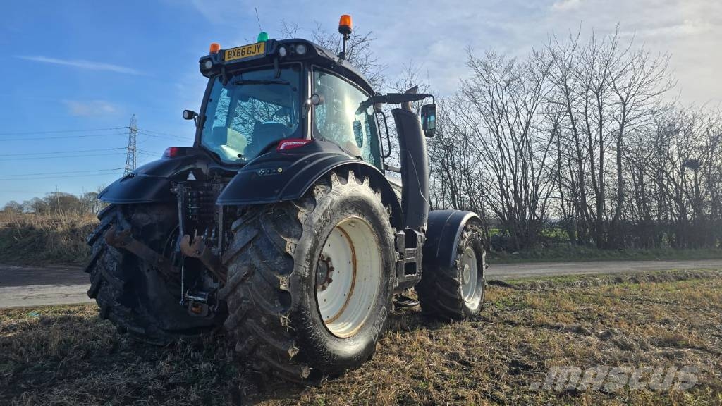 Valtra T 234 Tractors