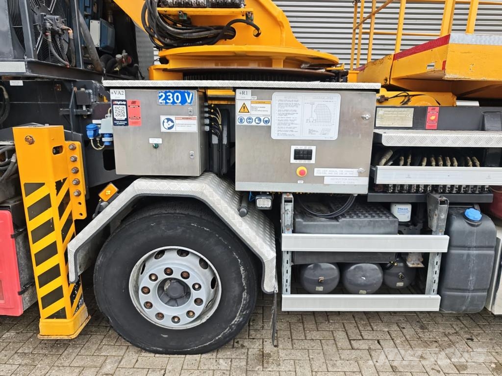 Volvo FMX 420 8x4 AMV SWL 10000 RH Tunnelplatform Truck mounted aerial platforms
