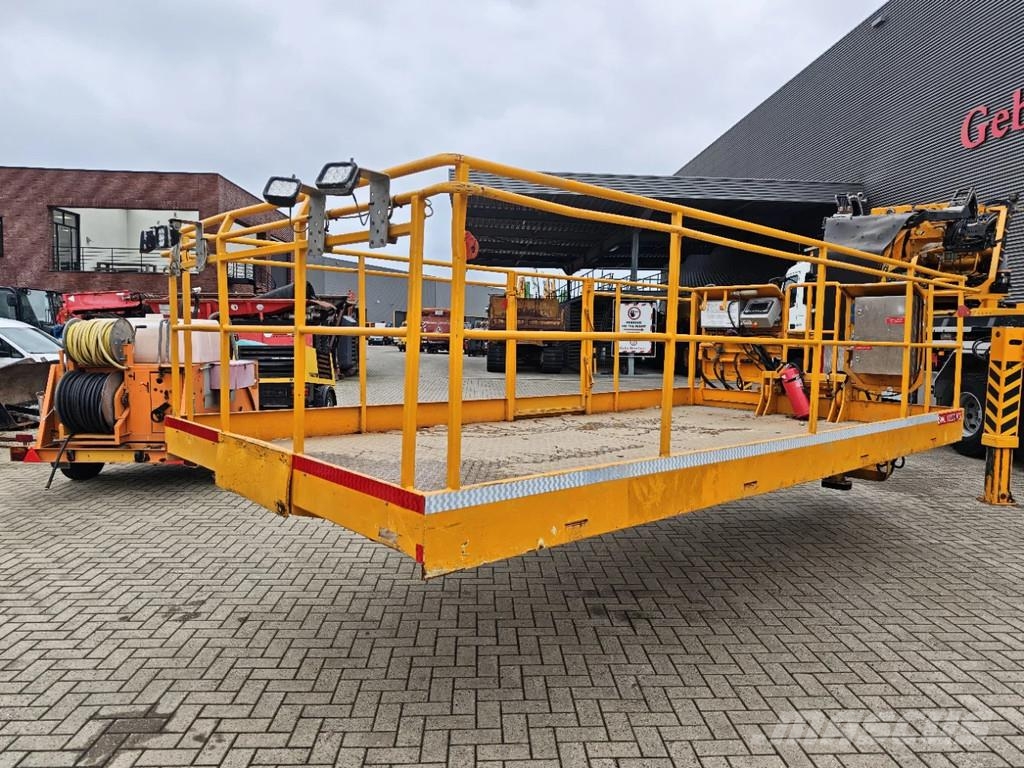 Volvo FMX 420 8x4 AMV SWL 10000 RH Tunnelplatform Truck mounted aerial platforms