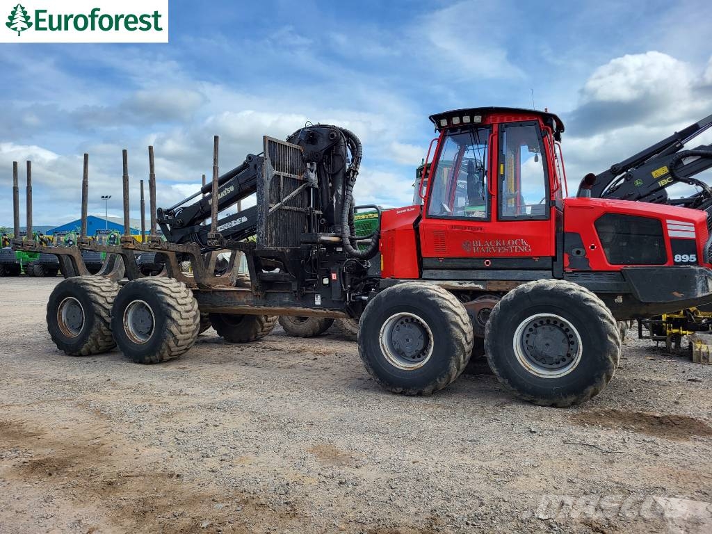 Komatsu 895 Forwarders