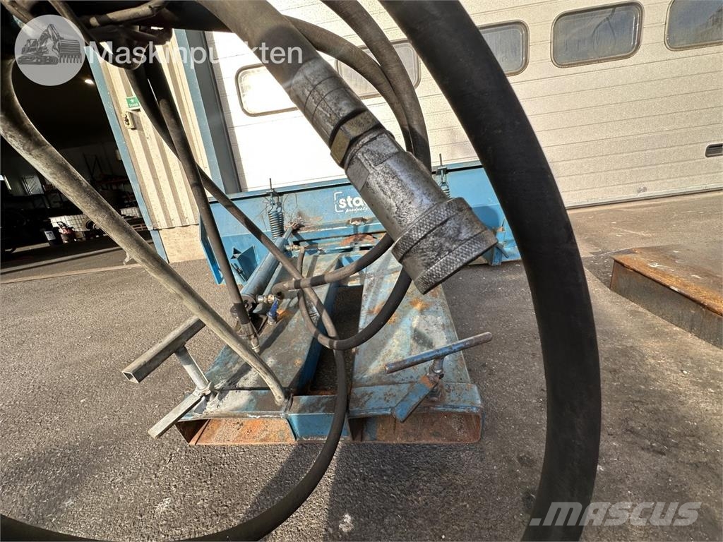 Stab Okänt Sneeuwschuivers en -ploegen