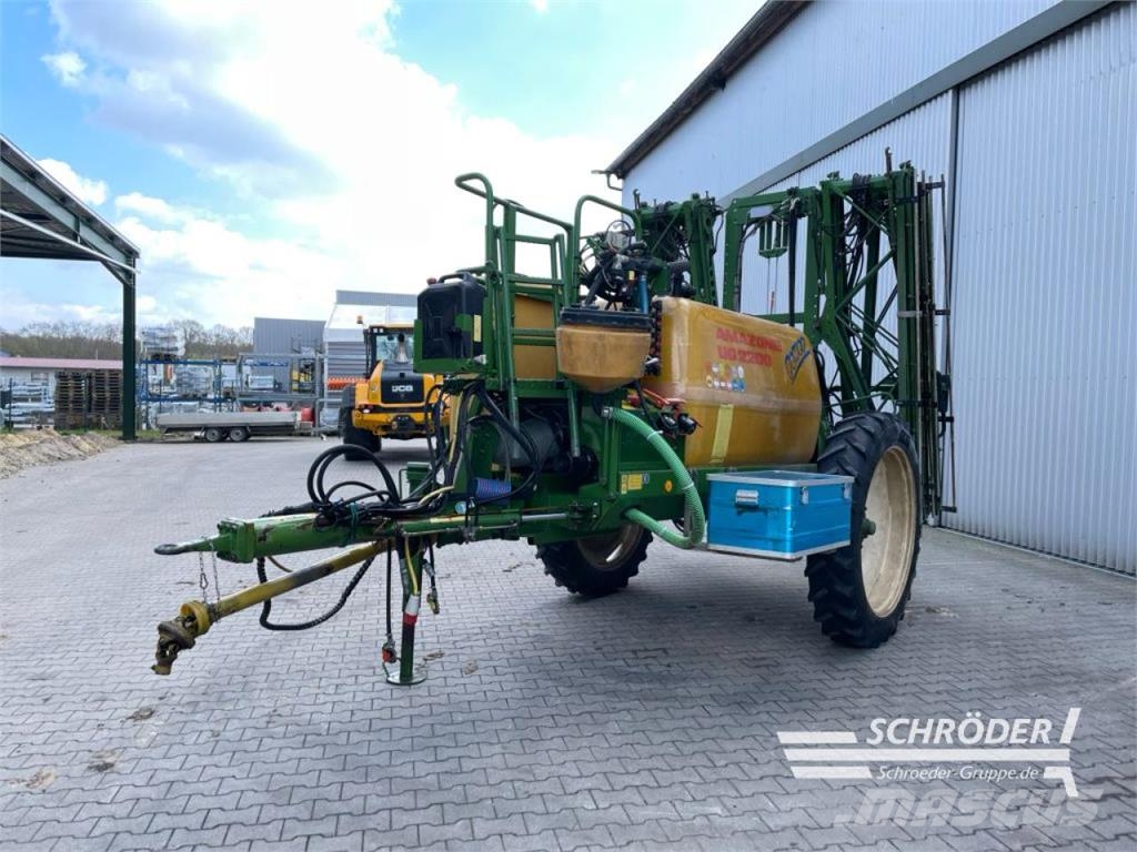 Amazone UG 2200 - 24 METER Причіпні обприскувачі