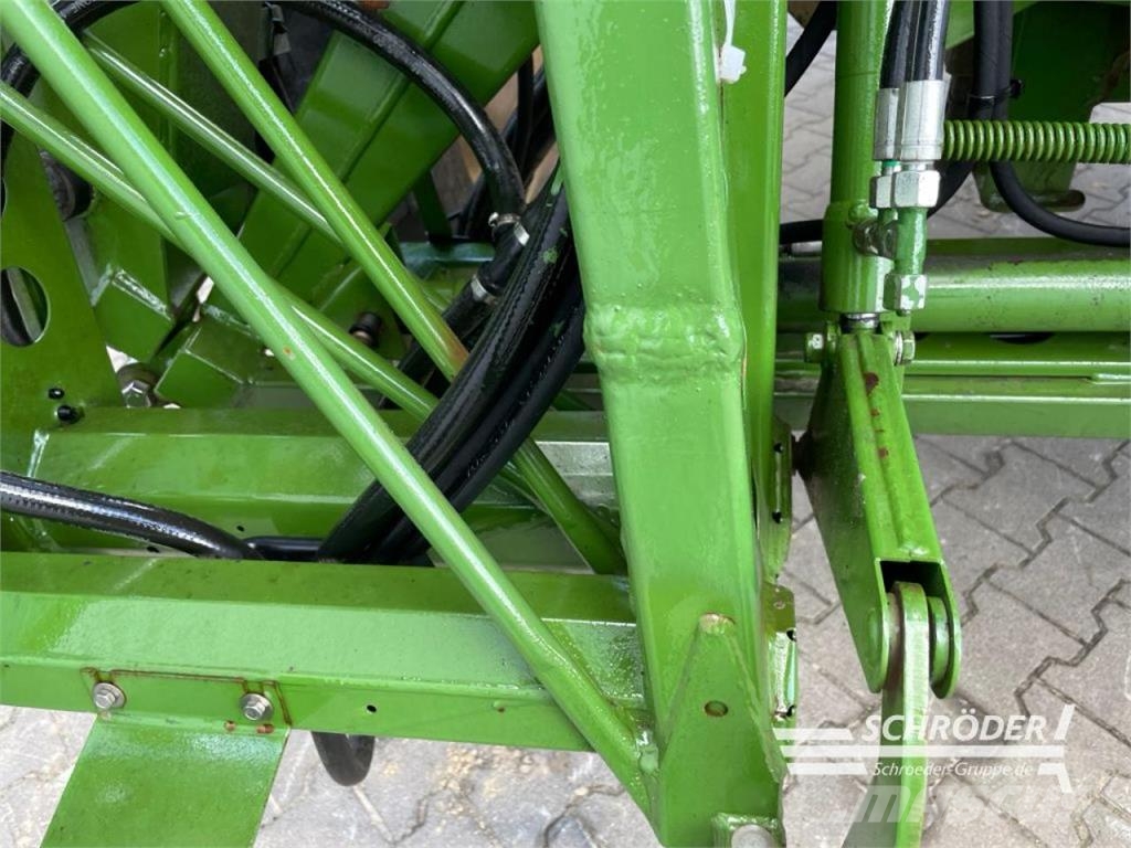 Amazone UG 2200 - 24 METER Причіпні обприскувачі