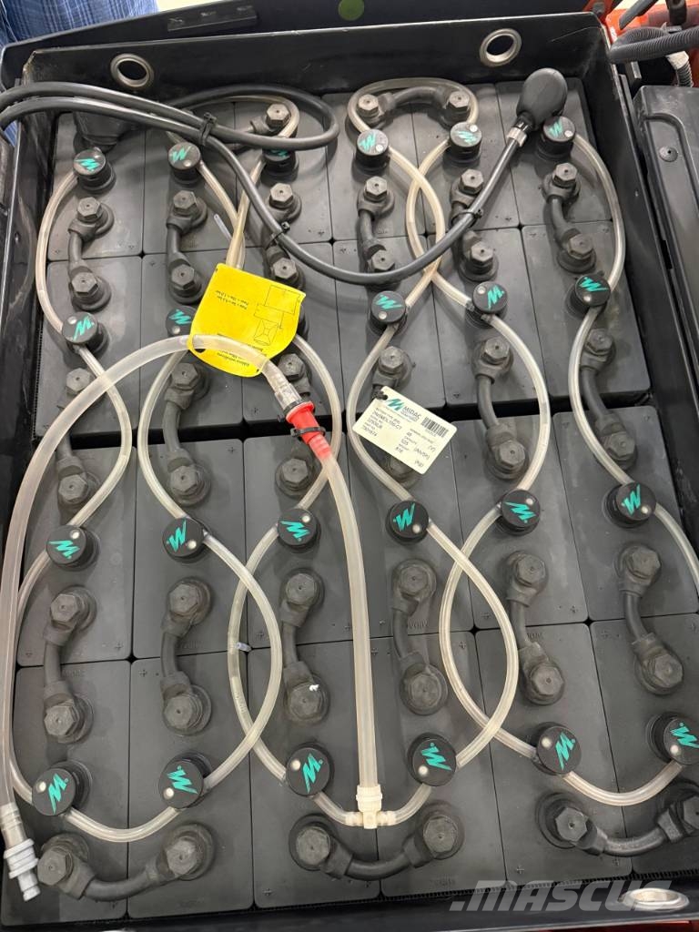 Toyota 11379 - 8FBMEK18T شاحنات ذات رافعات شوكية تعمل بالكهرباء