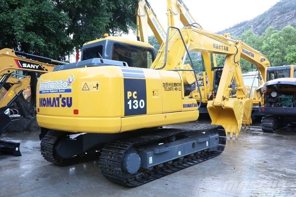 Komatsu PC 130-7 小型挖掘机