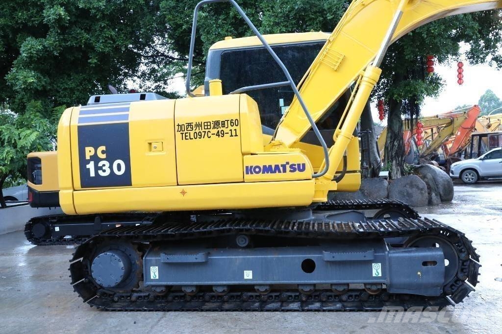 Komatsu PC 130-7 小型挖掘机