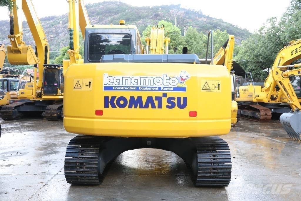 Komatsu PC 130-7 小型挖掘机