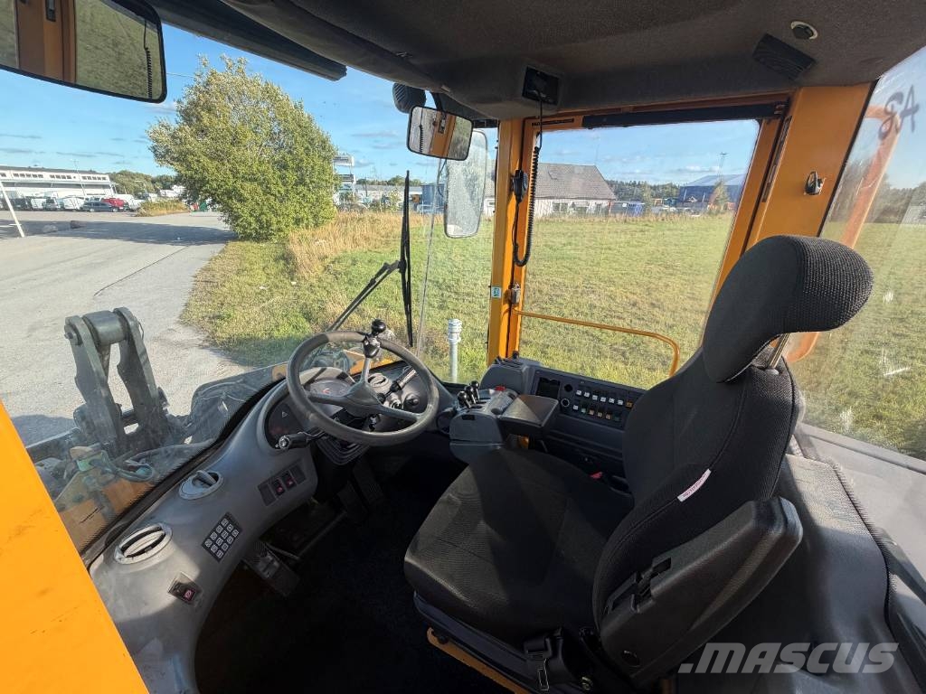 Volvo L 70 E Rataslaadurid