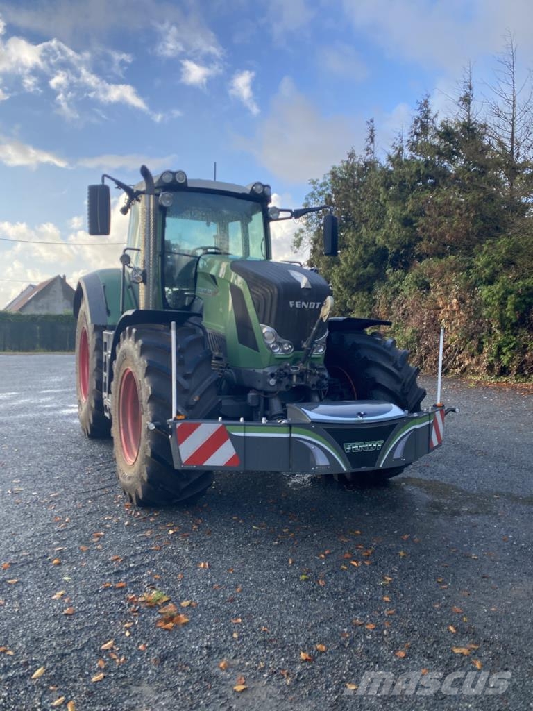 Fendt 824 VARIO PROFI + Трактори