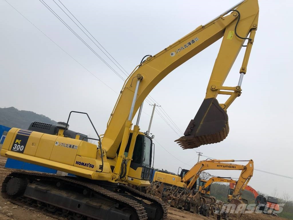 Komatsu 300 -7 Εκσκαφείς με ερπύστριες