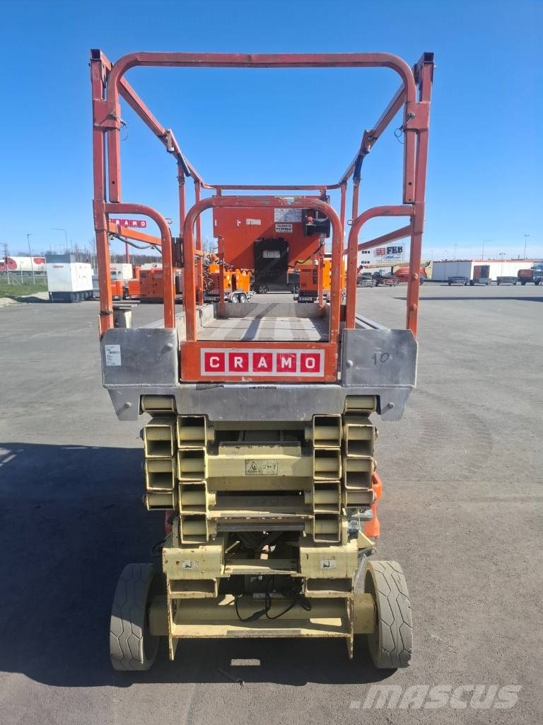 JLG 3246 ES Sakselifter