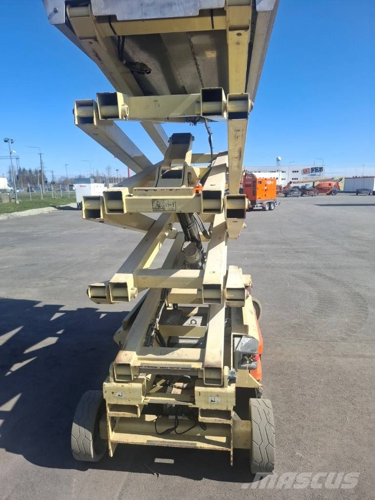 JLG 3246 ES Sakselifter