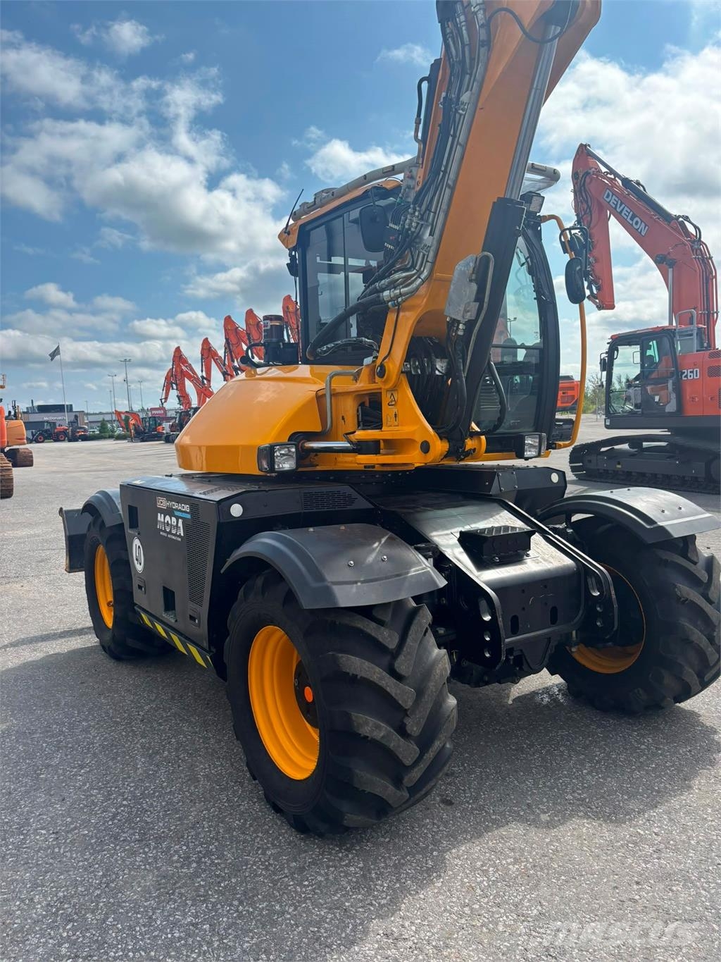 JCB 110 Hydradig Pyöräkaivukoneet