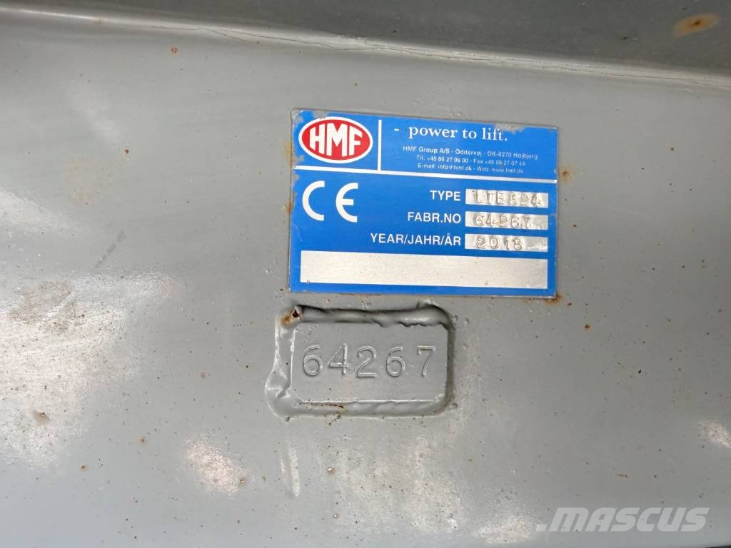 Volvo FMX500 8x4 med løftbogie HMF Pendeltip شاحنات قلابة