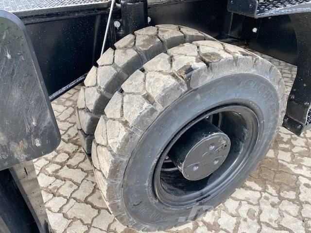 CAT MH 3022 MIETE / RENTAL (12002225) Manejadores de residuos industriales