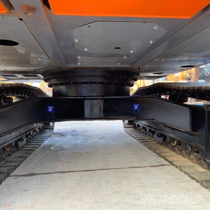 Hitachi ZX 200 Εκσκαφείς με ερπύστριες