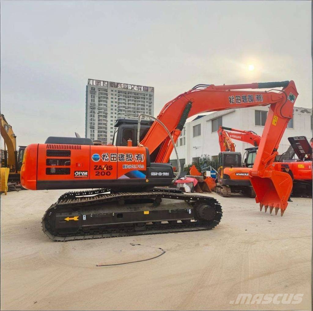 Hitachi ZX 200 Εκσκαφείς με ερπύστριες