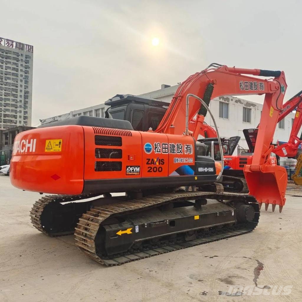 Hitachi ZX 200 Εκσκαφείς με ερπύστριες