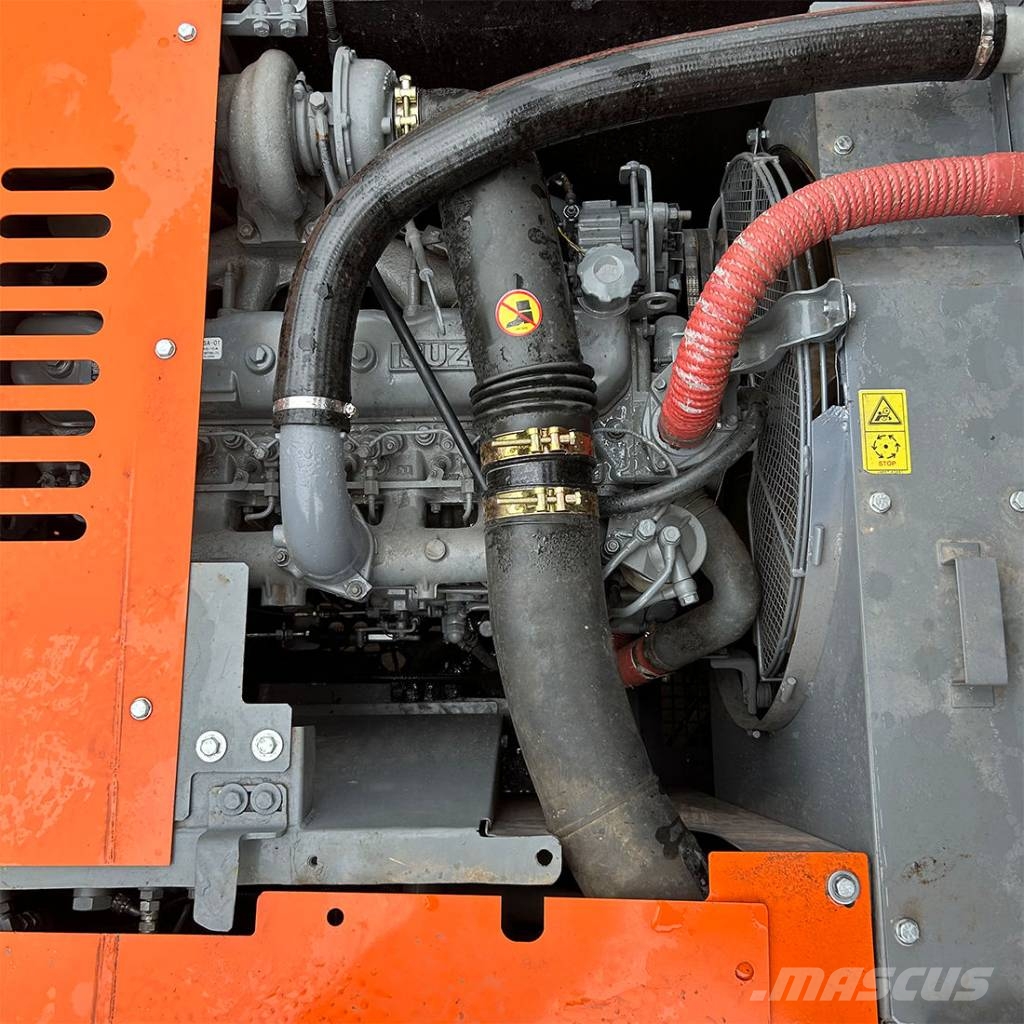 Hitachi ZX 200 Εκσκαφείς με ερπύστριες