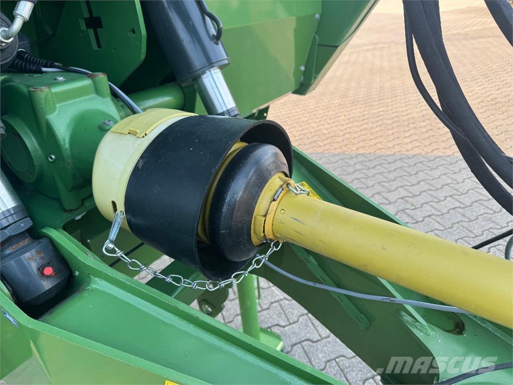 Krone TX 460 D Käitlemise ja paigutamise seadmed
