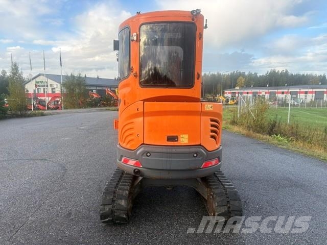 Doosan DX27Z pyörittäjällä Мини екскаватори < 7 т