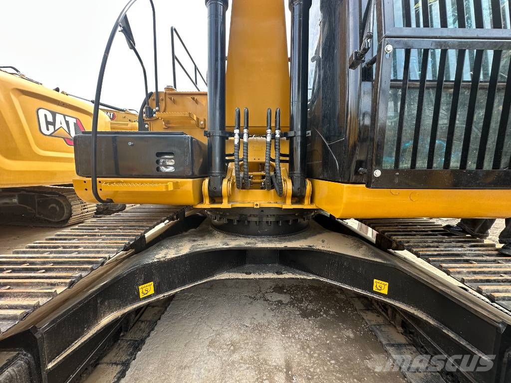CAT 323D2L 3000 units excavators in stock Lánctalpas kotrók
